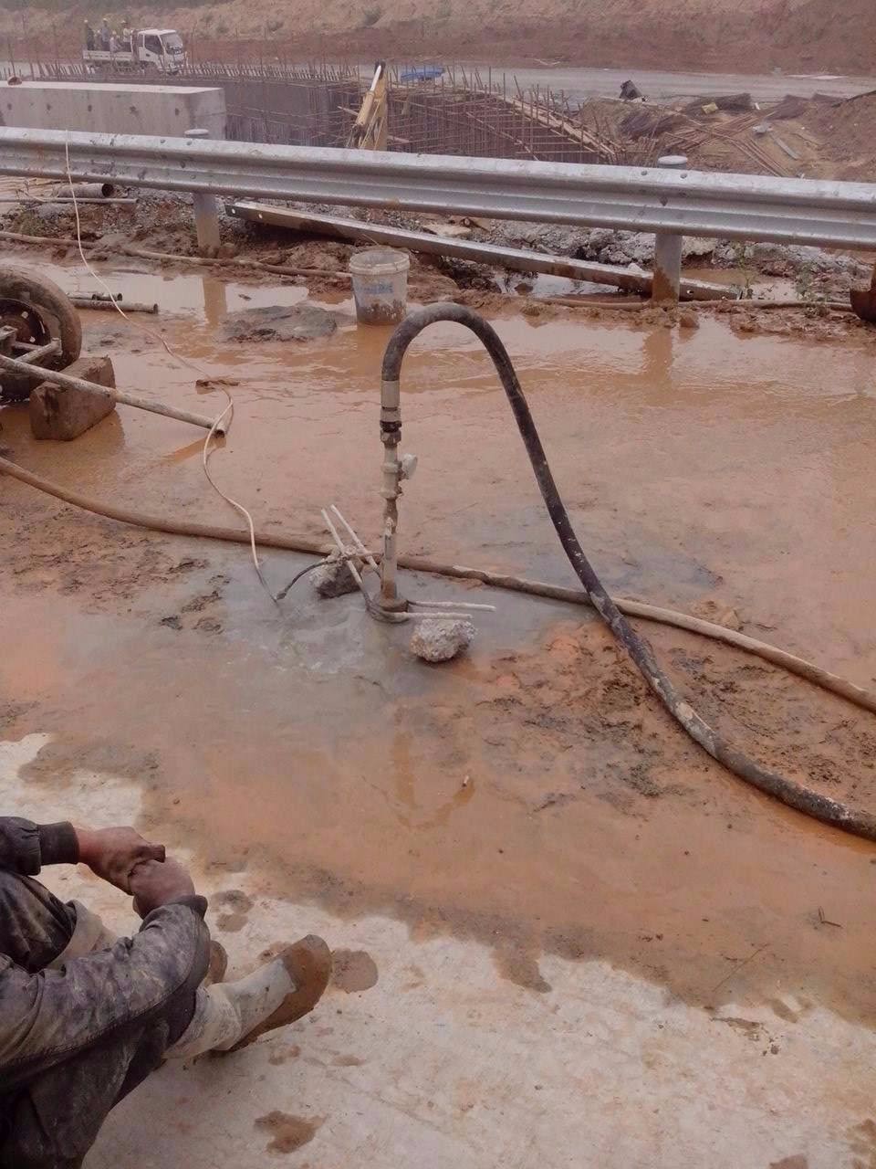 渔薪镇路基压密注浆